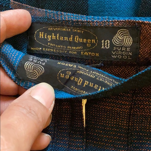 Vintage Reversible pleated skirt 💯 wool
